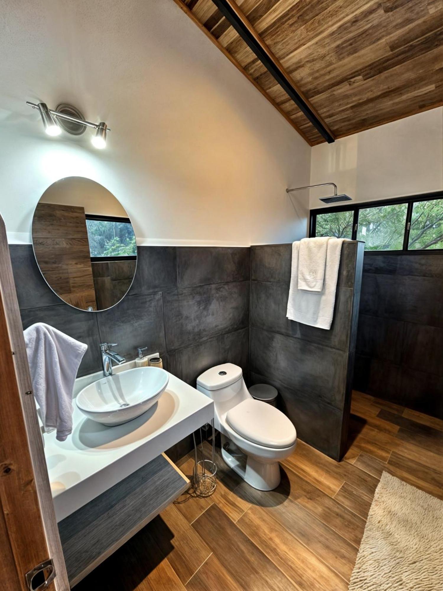 Moon Forest Apartments Monteverde Bagian luar foto